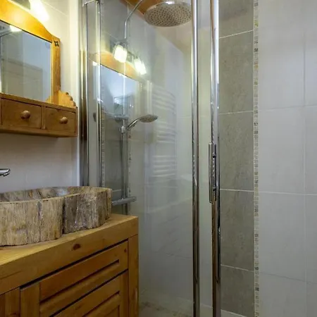 Cosy Alpine With Pool And Stunning Views Saint-Gervais-les-Bains