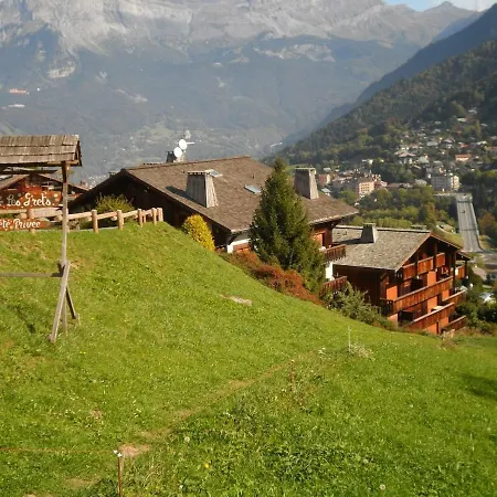 Cosy Alpine With Pool And Stunning Views